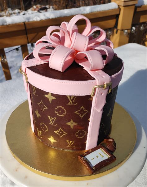 lv bag cake design|louis vuitton cupcake ideas.